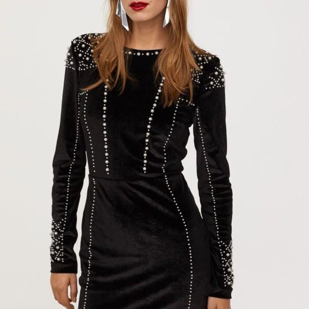H&M Black Velvet Long Sleeve Mini Dress Pearl Beaded Embellishment Size 2